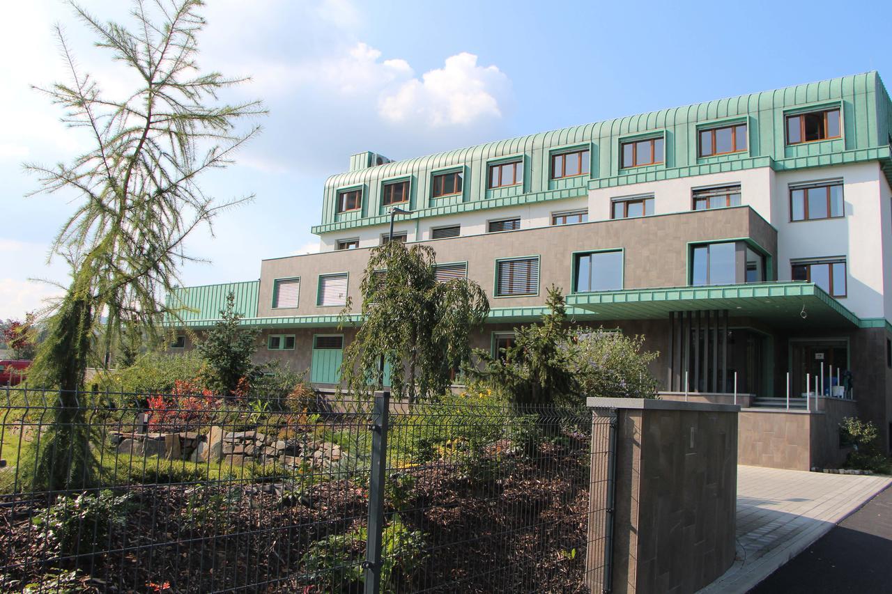 Hotel Bartoš Frenštát pod Radhoštěm Esterno foto