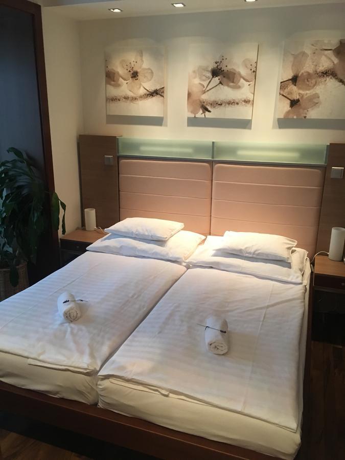 Hotel Bartoš Frenštát pod Radhoštěm Esterno foto
