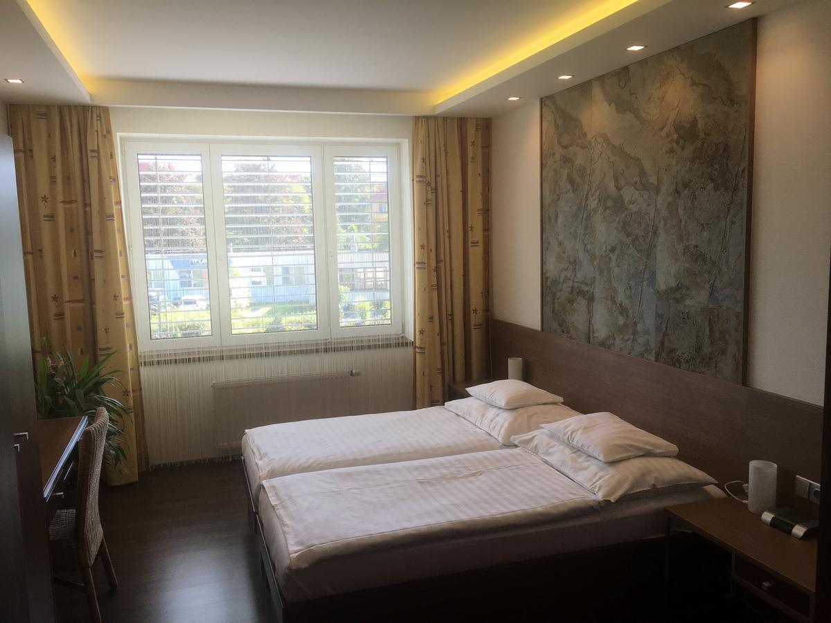 Hotel Bartoš Frenštát pod Radhoštěm Esterno foto