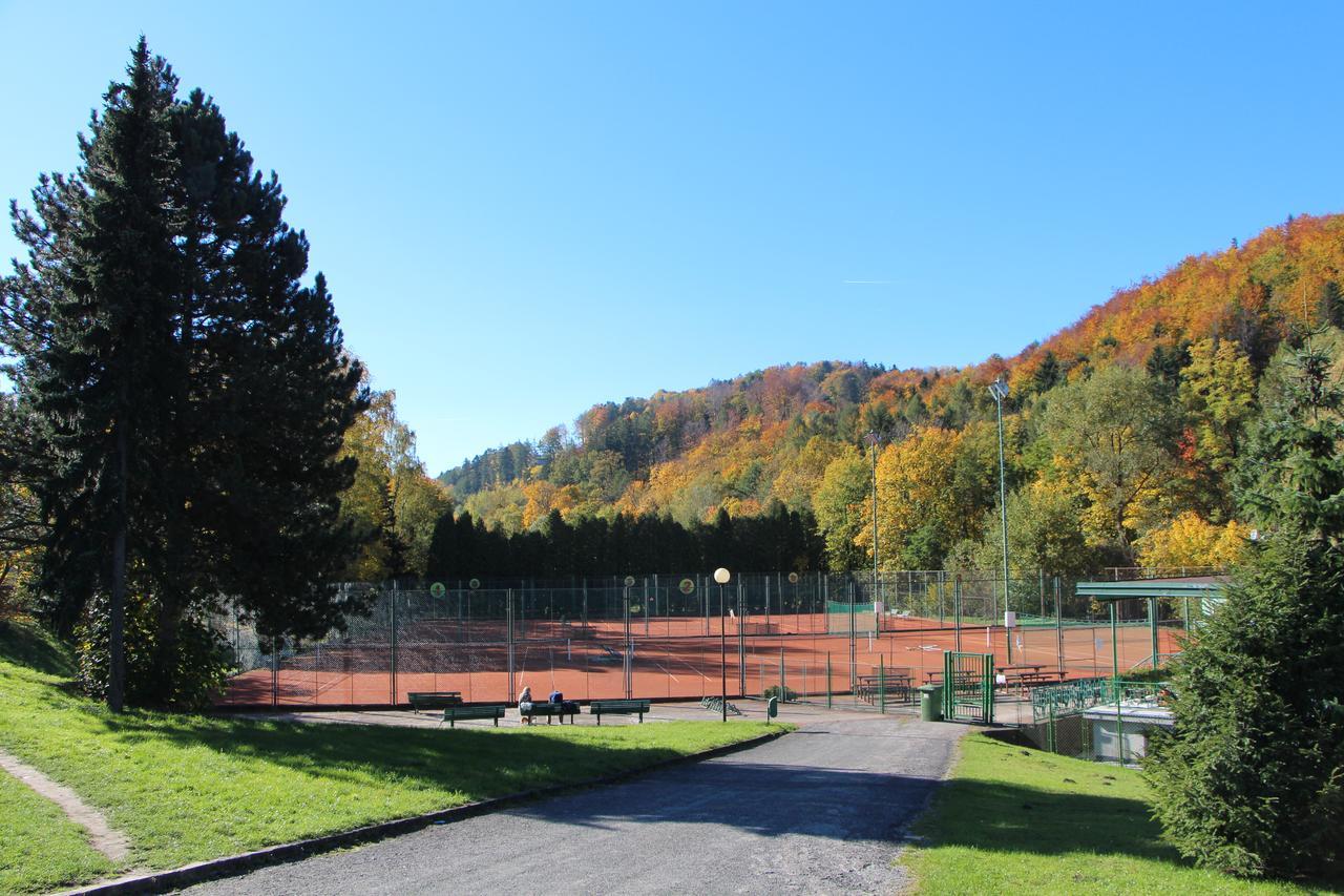Hotel Bartoš Frenštát pod Radhoštěm Esterno foto