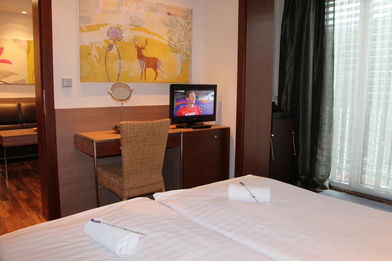 Hotel Bartoš Frenštát pod Radhoštěm Esterno foto