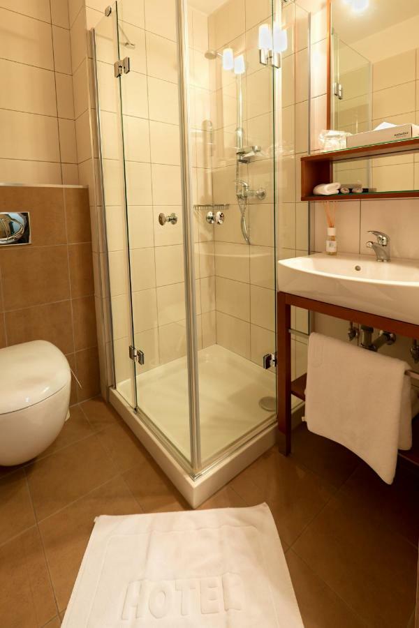 Hotel Bartoš Frenštát pod Radhoštěm Esterno foto